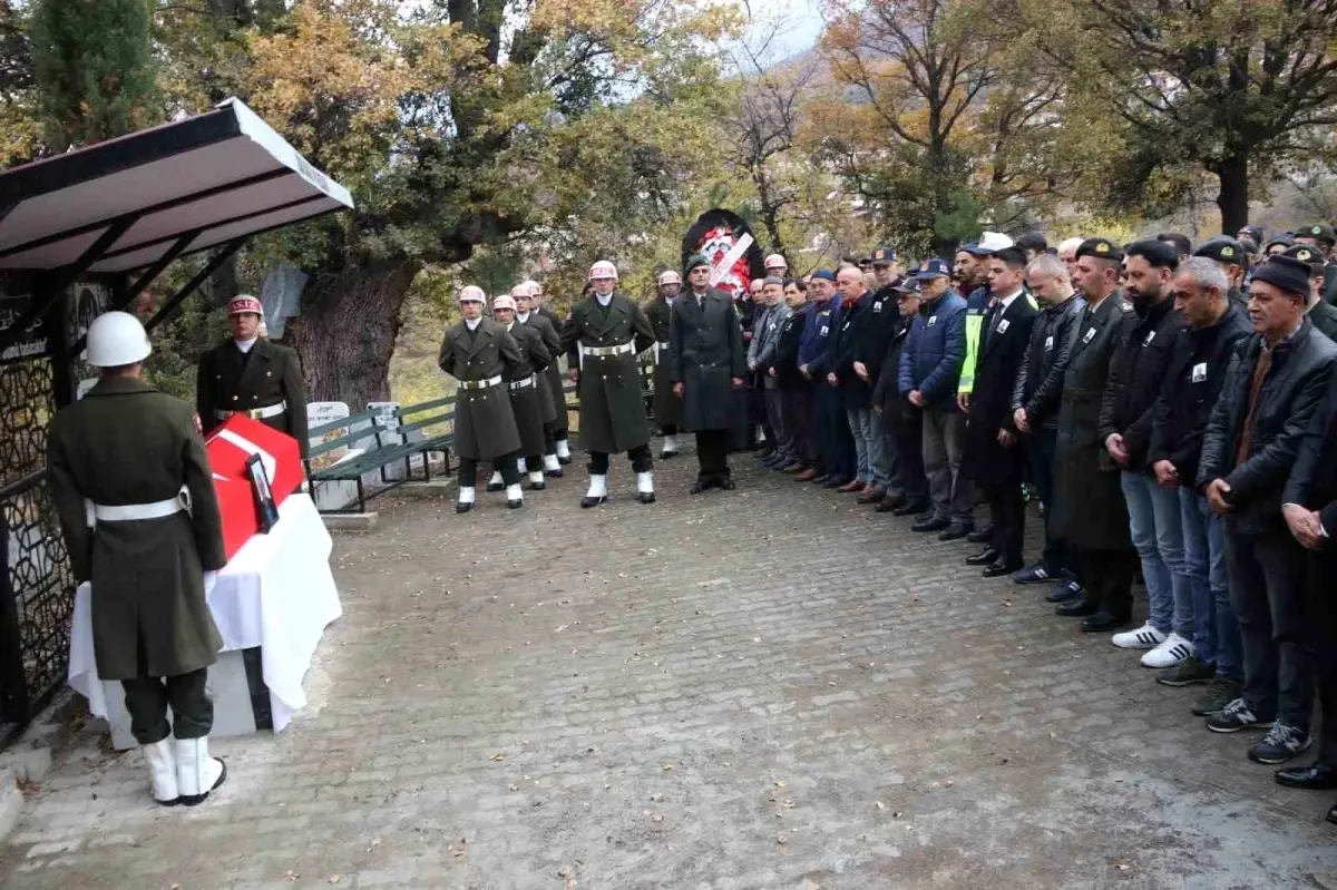 Kıbrıs Gazisi Dursun Okan, Taşova’da Defnedildi